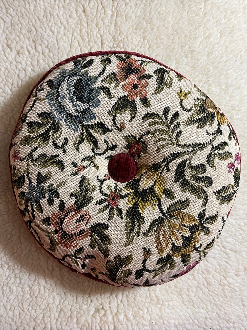 Vintage Style Floral Tapestry Round Tufted Decorative Pillow 11”